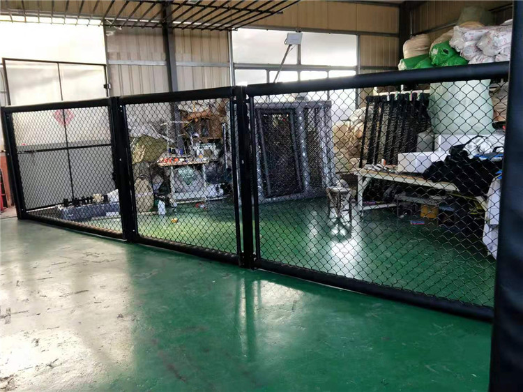 MMA CAGE PANEL